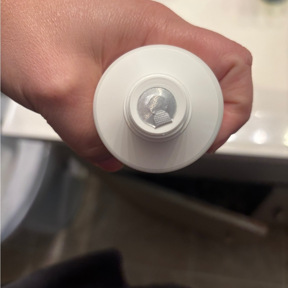 Murad SEALED resurgence cleansing cream - Picture 2 of 2